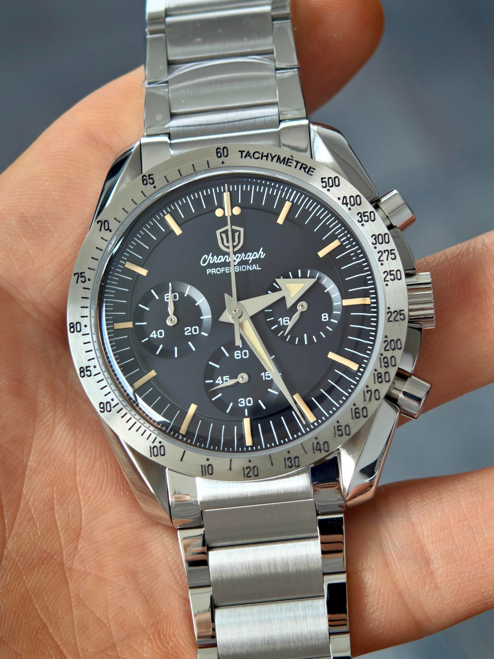 Watchdives 39mm VK63 Chronograph Watch WD1863A